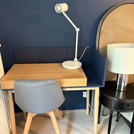 Retro-chic Elegance With Terrace Near Tramway Apartment *